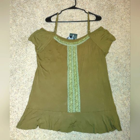 POL Olive Green Women's Tank Top,     Size Small Can Fit Med & Large. - Picture 1 of 6